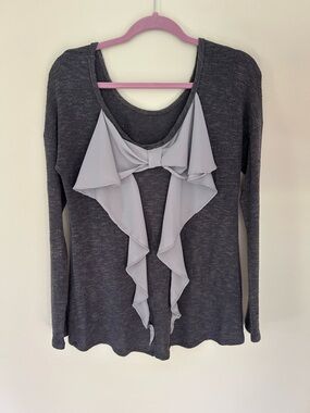 Moa Moa Charcoal Gray Long-Sleeve Top with Light Gray Ruffle Bow